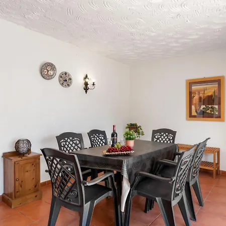 Benimarco - Plusholidays Villa *